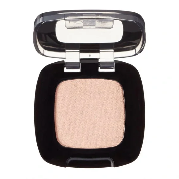 L'Oreal Eyeshadow- 201 Little Beige Dress - Picture 2 of 4